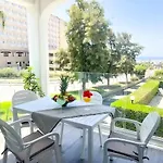 St Raphael Marina Sea Breeze & Pool, Sleeps 4 *
