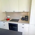 St Raphael Marina Sea Breeze & Pool, Sleeps 4 Apartamento