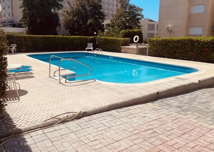 Appartamento St Raphael Marina Sea Breeze & Pool, Sleeps 4 *